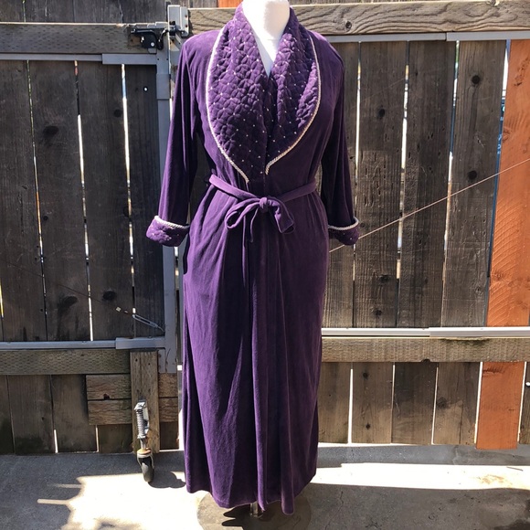 Diamond Tea Union Made Canada Rope lined Vintage Purple Plush Robe - Picture 1 of 16